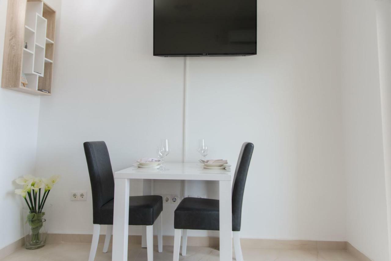 Apartment Quarko Kaštela エクステリア 写真