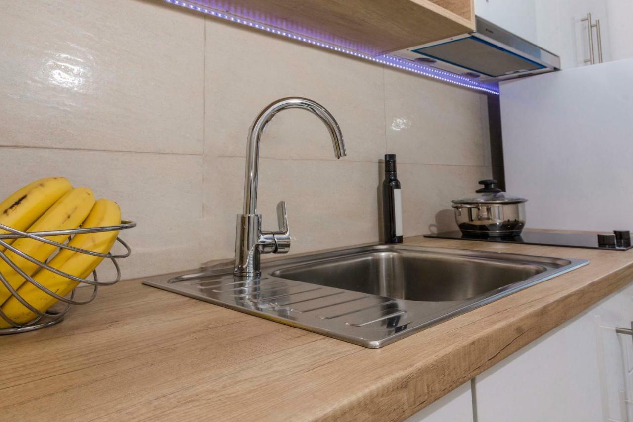 Apartment Quarko Kaštela エクステリア 写真