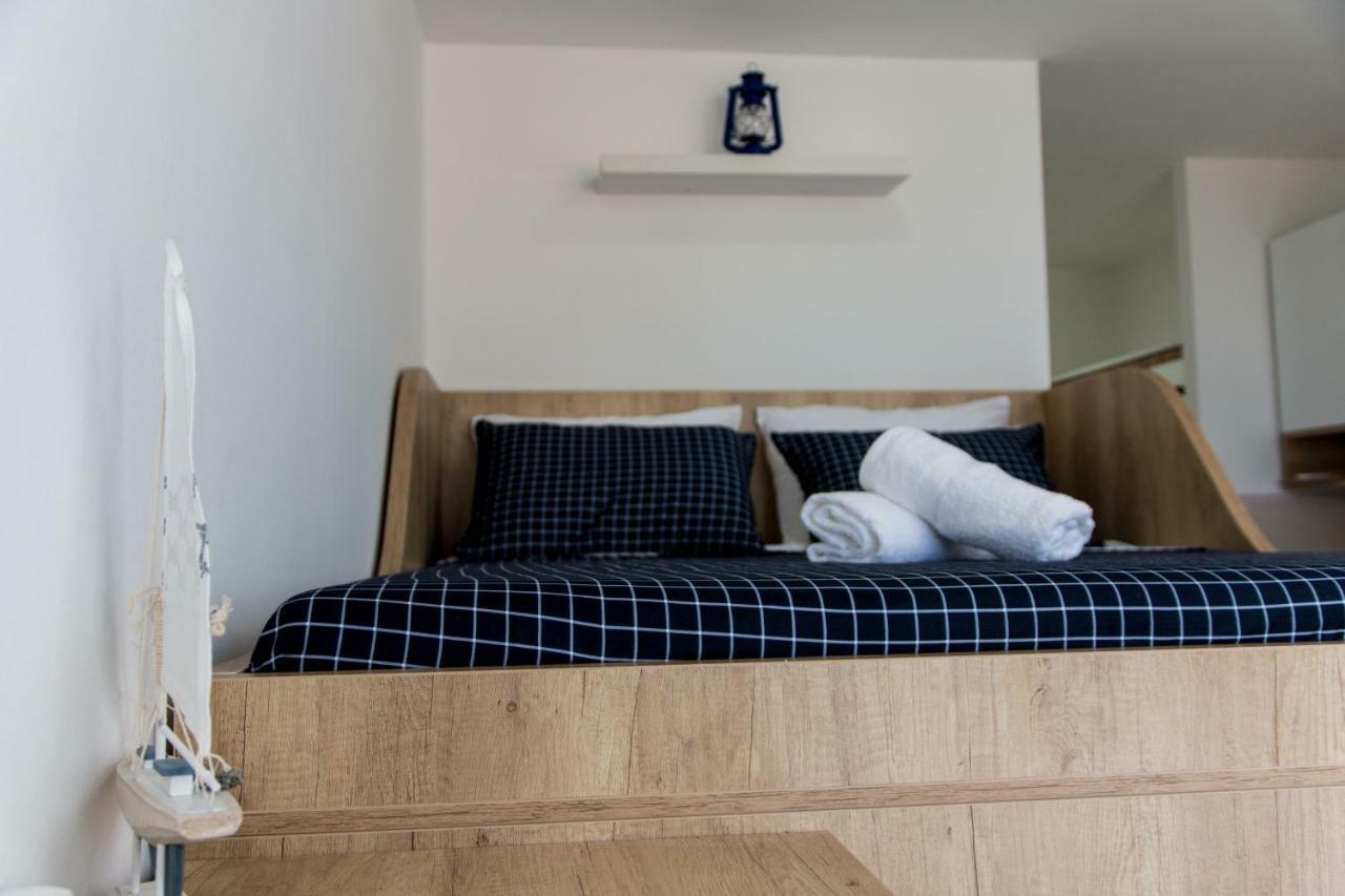 Apartment Quarko Kaštela エクステリア 写真