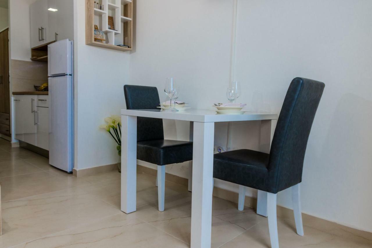 Apartment Quarko Kaštela エクステリア 写真