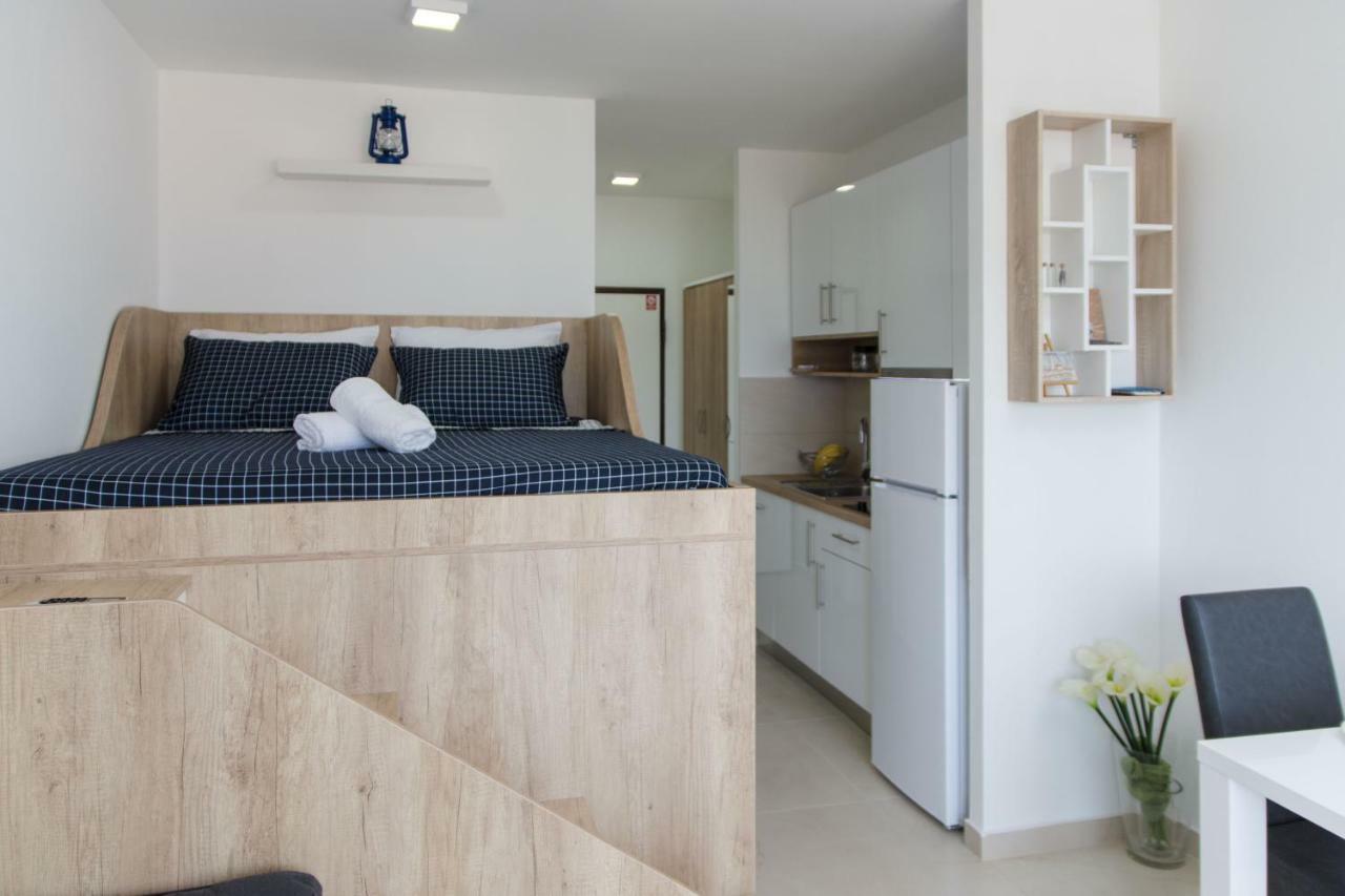 Apartment Quarko Kaštela エクステリア 写真