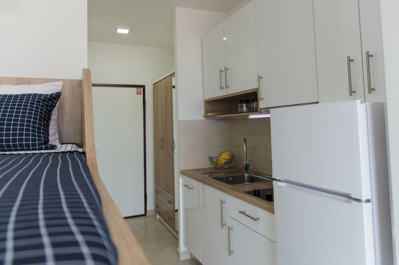 Apartment Quarko Kaštela エクステリア 写真