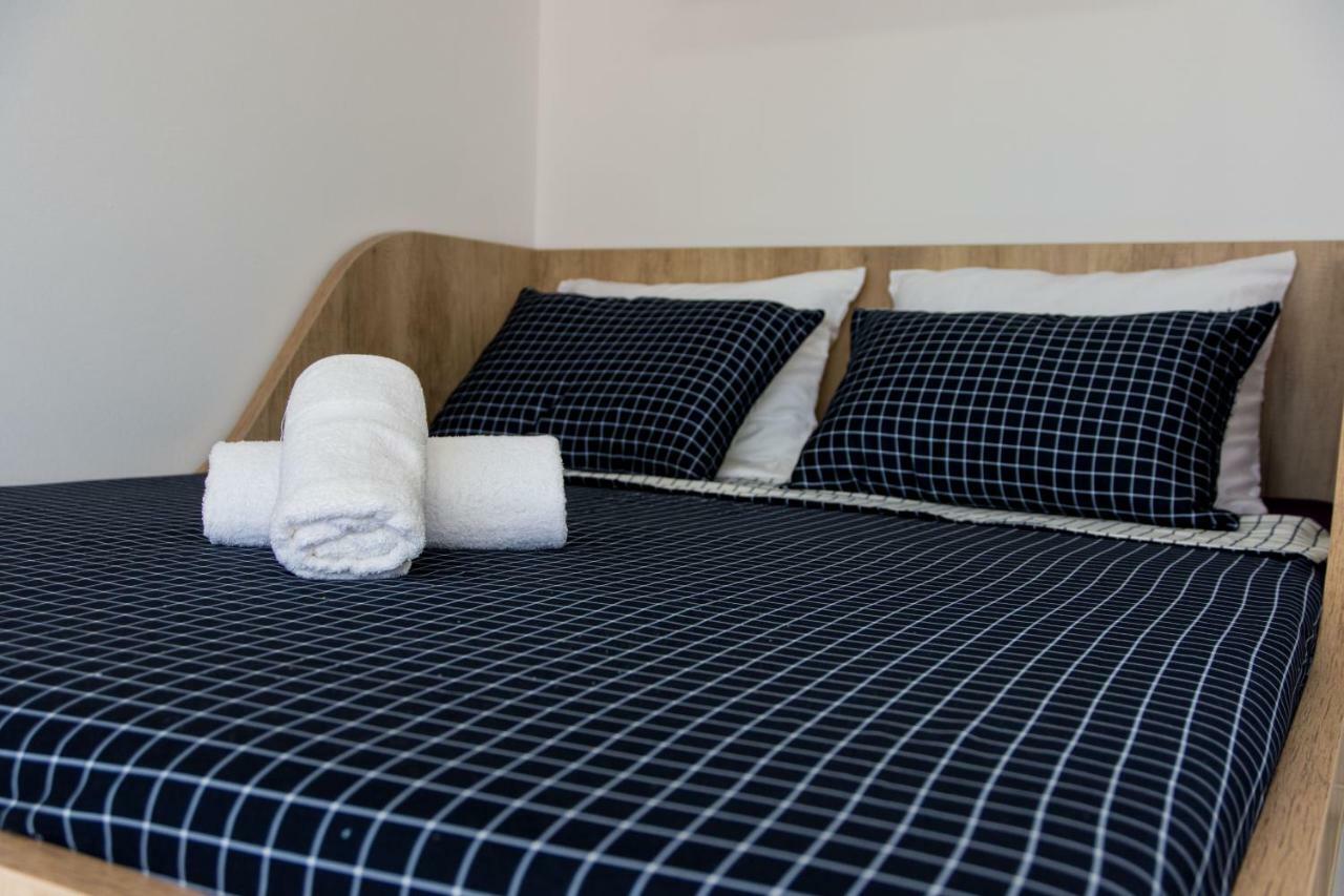 Apartment Quarko Kaštela エクステリア 写真