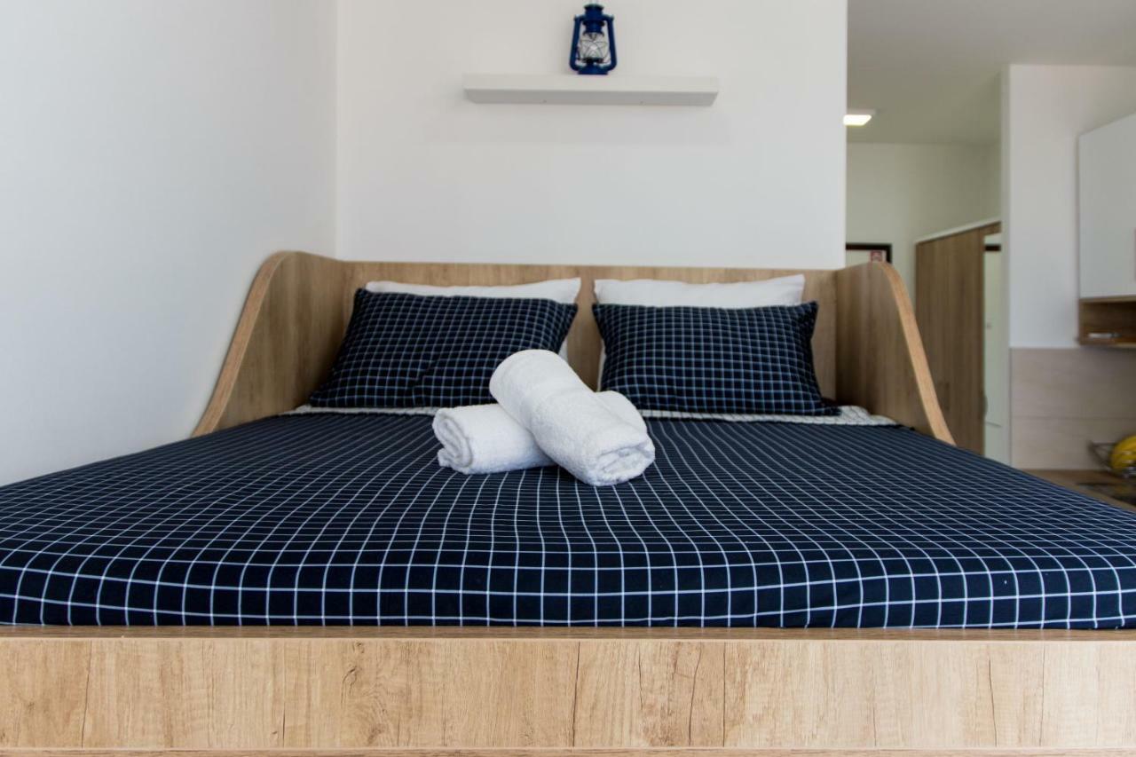 Apartment Quarko Kaštela エクステリア 写真